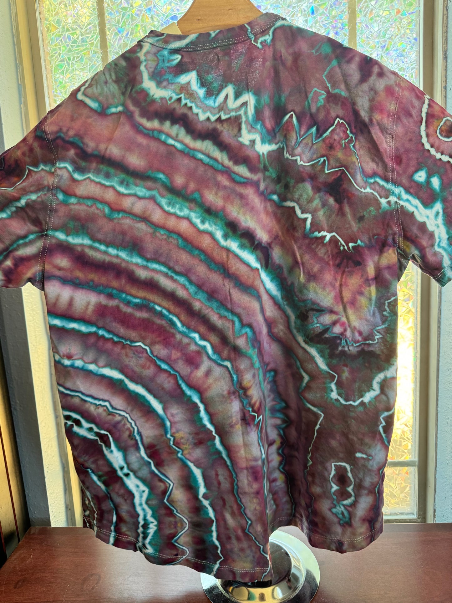 Single Geode Style with Skull sleeve
