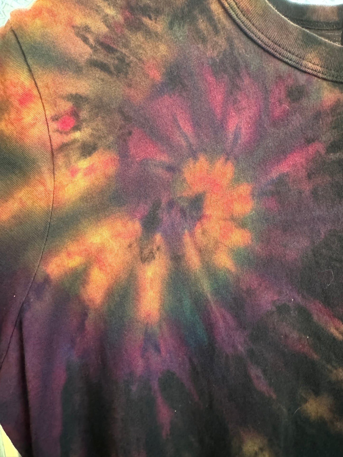 Reverse Dyed Spiral